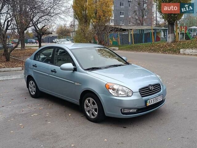 Синий Хендай Акцент, объемом двигателя 1.4 л и пробегом 100 тыс. км за 5300 $, фото 9 на Automoto.ua