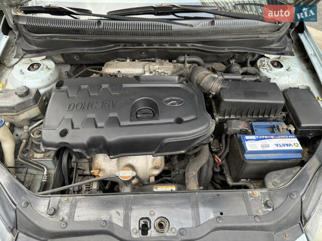 Хендай Акцент 2009 в Киеве на Automoto.ua Синий Хендай Акцент, объемом двигателя 1.4 л и пробегом 167 тыс. км за 5400 $, фото 10 на Automoto.ua