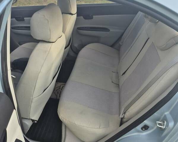 Хендай Акцент 2010 в Ивано-Франковске на Automoto.ua Синий Хендай Акцент, объемом двигателя 1.4 л и пробегом 88 тыс. км за 5750 $, фото 26 на Automoto.ua