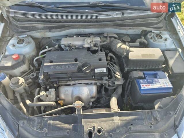 Хендай Акцент 2010 в Ивано-Франковске на Automoto.ua Синий Хендай Акцент, объемом двигателя 1.4 л и пробегом 88 тыс. км за 5750 $, фото 31 на Automoto.ua