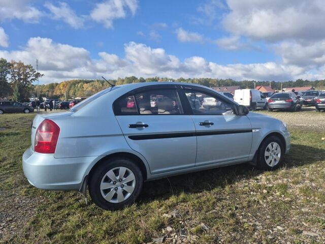 Синий Хендай Акцент, объемом двигателя 0 л и пробегом 88 тыс. км за 5750 $, фото 2 на Automoto.ua