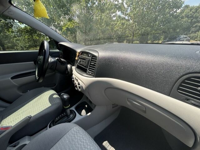 Синий Хендай Акцент, объемом двигателя 1.4 л и пробегом 211 тыс. км за 4999 $, фото 17 на Automoto.ua