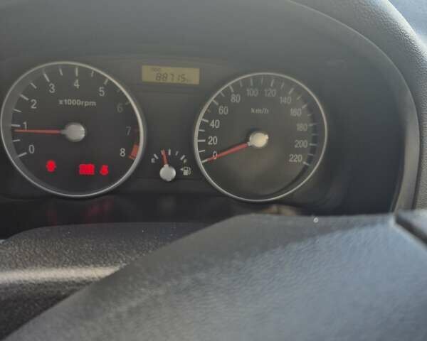 Хендай Акцент 2010 в Ивано-Франковске на Automoto.ua Синий Хендай Акцент, объемом двигателя 1.4 л и пробегом 88 тыс. км за 5750 $, фото 21 на Automoto.ua