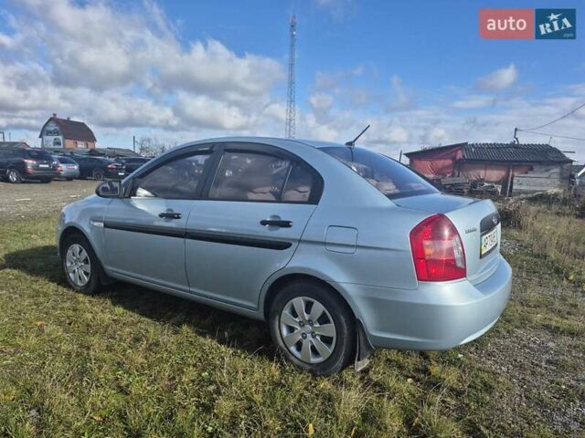 Хендай Акцент 2010 в Ивано-Франковске на Automoto.ua Синий Хендай Акцент, объемом двигателя 1.4 л и пробегом 88 тыс. км за 5750 $, фото 8 на Automoto.ua
