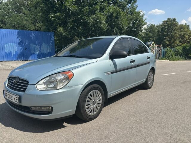 Синий Хендай Акцент, объемом двигателя 1.4 л и пробегом 211 тыс. км за 4999 $, фото 3 на Automoto.ua