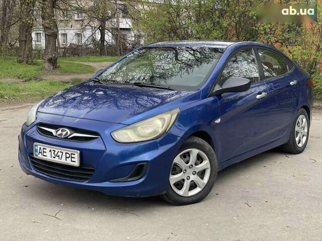 Синий Хендай Акцент, объемом двигателя 1.4 л и пробегом 160 тыс. км за 5700 $, фото 2 на Automoto.ua