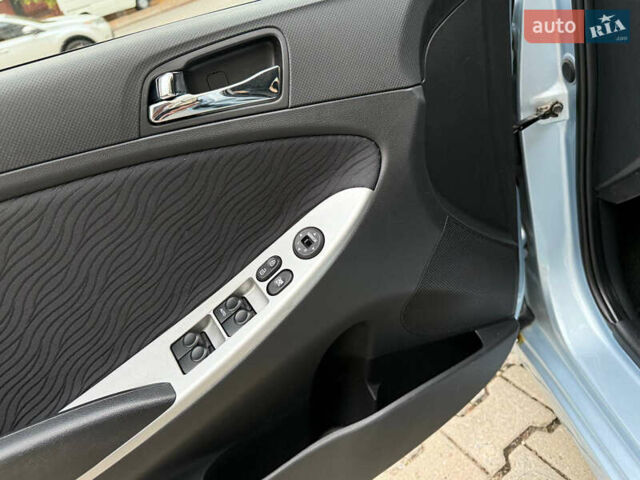 Синій Хендай Акцент, об'ємом двигуна 1.4 л та пробігом 49 тис. км за 8750 $, фото 27 на Automoto.ua