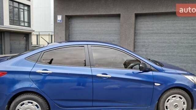 Синий Хендай Акцент, объемом двигателя 1.4 л и пробегом 147 тыс. км за 6500 $, фото 4 на Automoto.ua