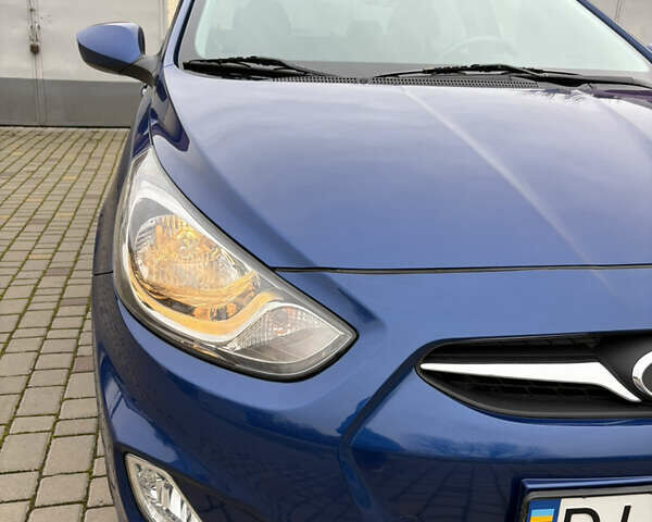 Синий Хендай Акцент, объемом двигателя 1.4 л и пробегом 148 тыс. км за 7500 $, фото 6 на Automoto.ua