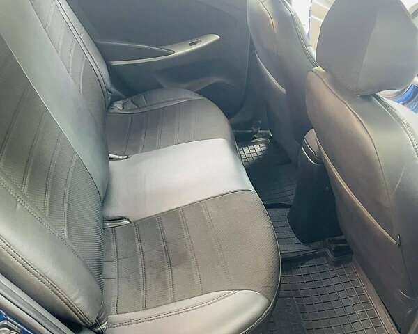 Синий Хендай Акцент, объемом двигателя 1.4 л и пробегом 127 тыс. км за 7000 $, фото 11 на Automoto.ua