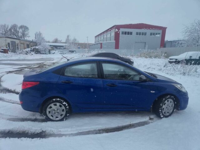 Синій Хендай Акцент, об'ємом двигуна 1.4 л та пробігом 108 тис. км за 4999 $, фото 4 на Automoto.ua