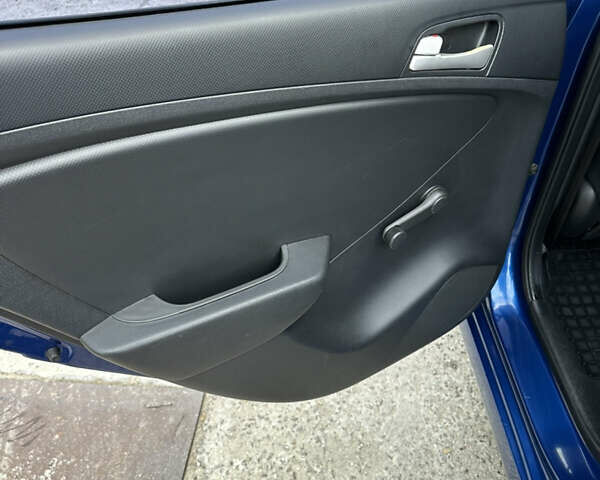 Синий Хендай Акцент, объемом двигателя 1.4 л и пробегом 110 тыс. км за 6700 $, фото 9 на Automoto.ua