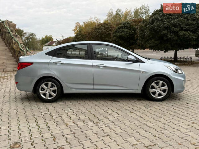 Синій Хендай Акцент, об'ємом двигуна 1.4 л та пробігом 49 тис. км за 8750 $, фото 9 на Automoto.ua