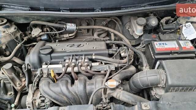 Синий Хендай Акцент, объемом двигателя 1.4 л и пробегом 147 тыс. км за 6500 $, фото 20 на Automoto.ua