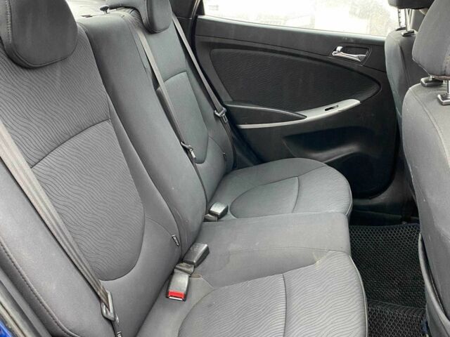 Синий Хендай Акцент, объемом двигателя 1.4 л и пробегом 196 тыс. км за 6990 $, фото 16 на Automoto.ua