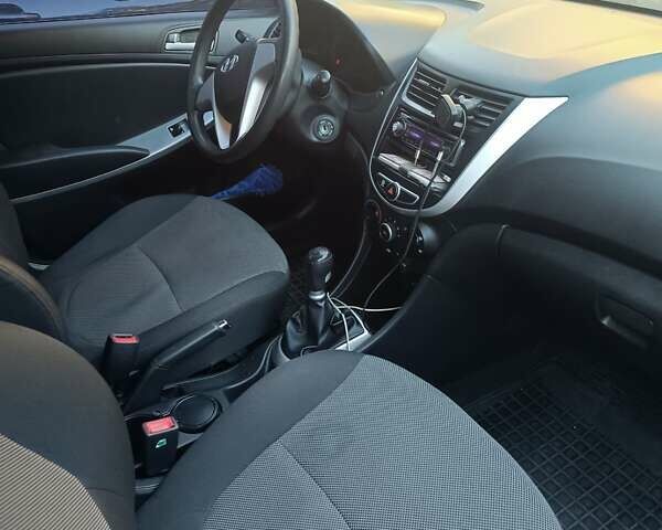 Синій Хендай Акцент, об'ємом двигуна 1.4 л та пробігом 107 тис. км за 6300 $, фото 14 на Automoto.ua