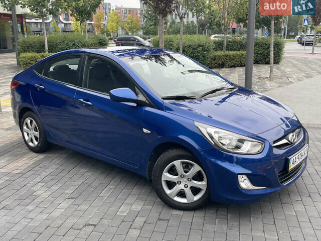Синій Хендай Акцент, об'ємом двигуна 1.4 л та пробігом 59 тис. км за 10900 $, фото 9 на Automoto.ua