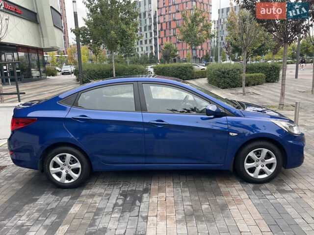 Синій Хендай Акцент, об'ємом двигуна 1.4 л та пробігом 59 тис. км за 10900 $, фото 4 на Automoto.ua