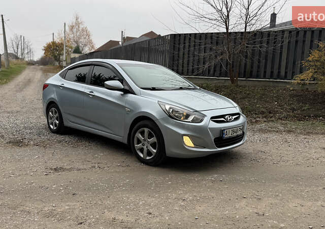 Синий Хендай Акцент, объемом двигателя 1.59 л и пробегом 265 тыс. км за 6950 $, фото 6 на Automoto.ua