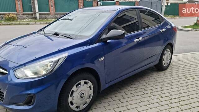Синий Хендай Акцент, объемом двигателя 1.4 л и пробегом 147 тыс. км за 6500 $, фото 1 на Automoto.ua