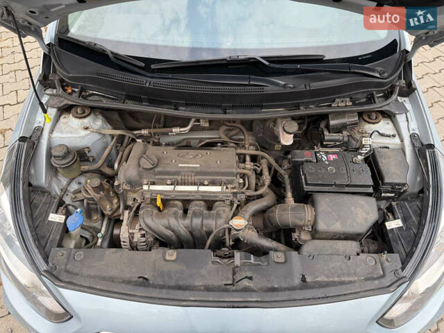 Синій Хендай Акцент, об'ємом двигуна 1.4 л та пробігом 49 тис. км за 8750 $, фото 46 на Automoto.ua