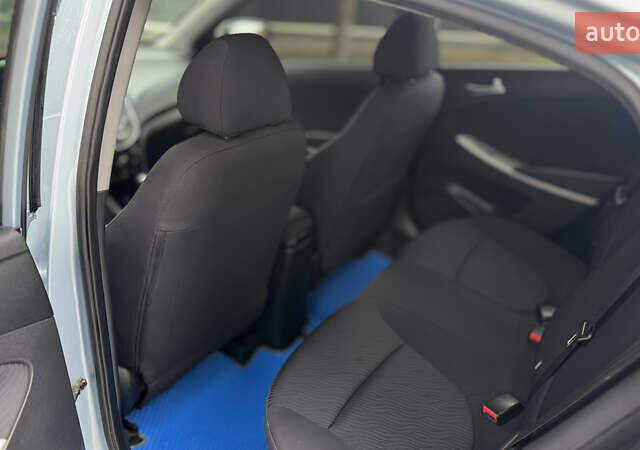 Синий Хендай Акцент, объемом двигателя 1.59 л и пробегом 265 тыс. км за 6950 $, фото 25 на Automoto.ua