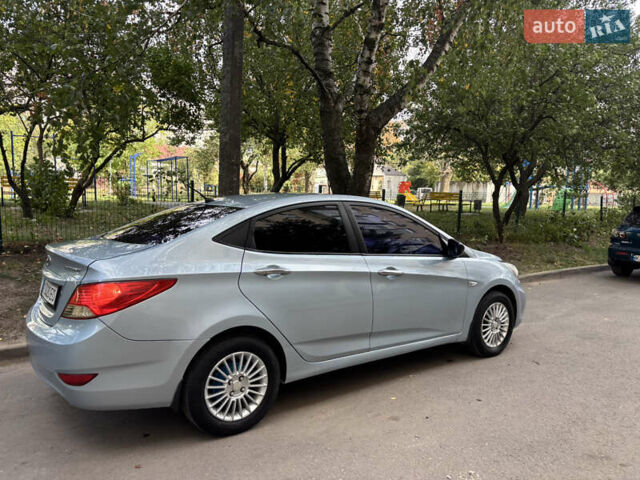 Синій Хендай Акцент, об'ємом двигуна 1.4 л та пробігом 132 тис. км за 6600 $, фото 9 на Automoto.ua