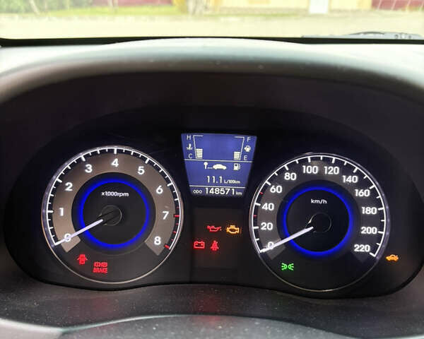 Синий Хендай Акцент, объемом двигателя 1.4 л и пробегом 148 тыс. км за 7500 $, фото 8 на Automoto.ua