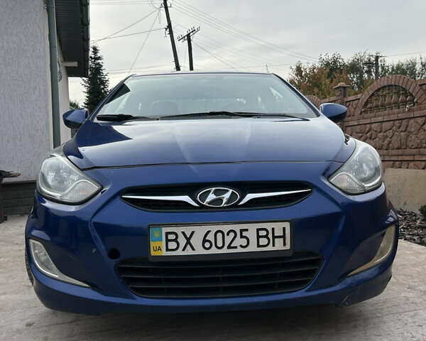 Синій Хендай Акцент, об'ємом двигуна 1.4 л та пробігом 259 тис. км за 7300 $, фото 3 на Automoto.ua