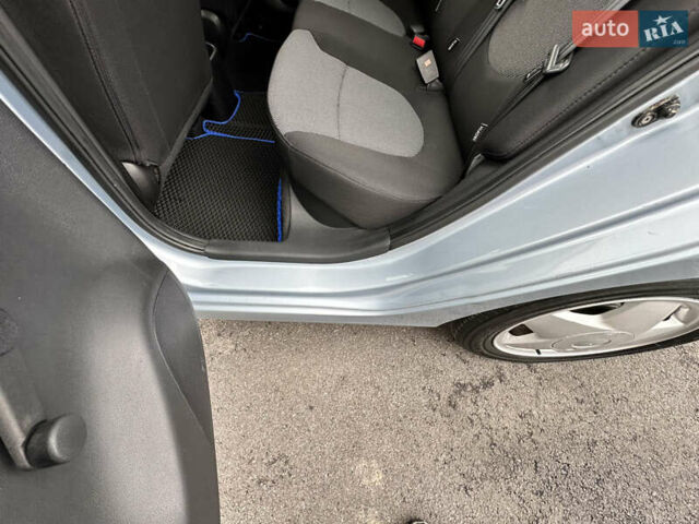 Синій Хендай Акцент, об'ємом двигуна 1.4 л та пробігом 47 тис. км за 7400 $, фото 52 на Automoto.ua