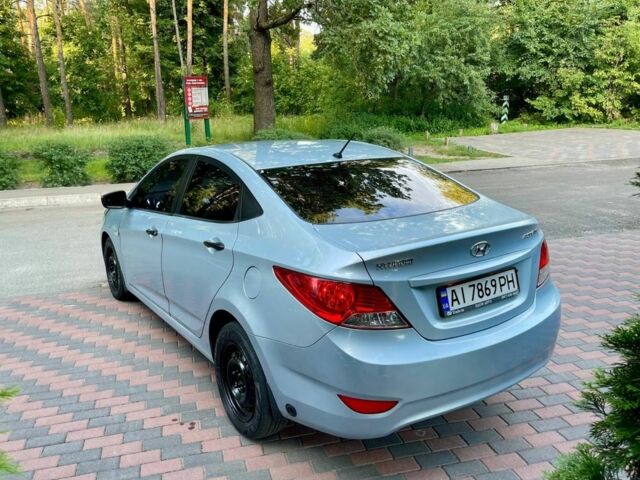 Синий Хендай Акцент, объемом двигателя 1.4 л и пробегом 243 тыс. км за 5500 $, фото 2 на Automoto.ua