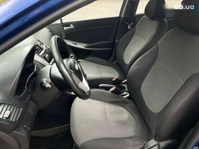 Синий Хендай Акцент, объемом двигателя 1.4 л и пробегом 160 тыс. км за 5700 $, фото 11 на Automoto.ua
