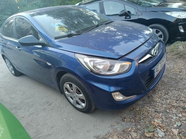 Синій Хендай Акцент, об'ємом двигуна 1.4 л та пробігом 107 тис. км за 6200 $, фото 11 на Automoto.ua