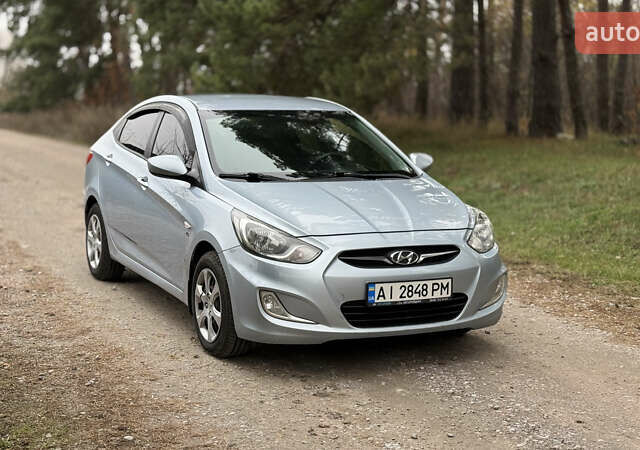 Синий Хендай Акцент, объемом двигателя 1.59 л и пробегом 265 тыс. км за 6950 $, фото 5 на Automoto.ua