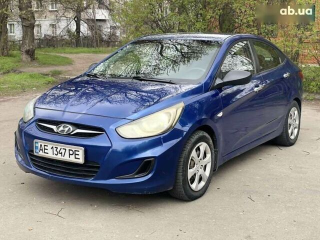 Синий Хендай Акцент, объемом двигателя 1.4 л и пробегом 160 тыс. км за 5700 $, фото 7 на Automoto.ua