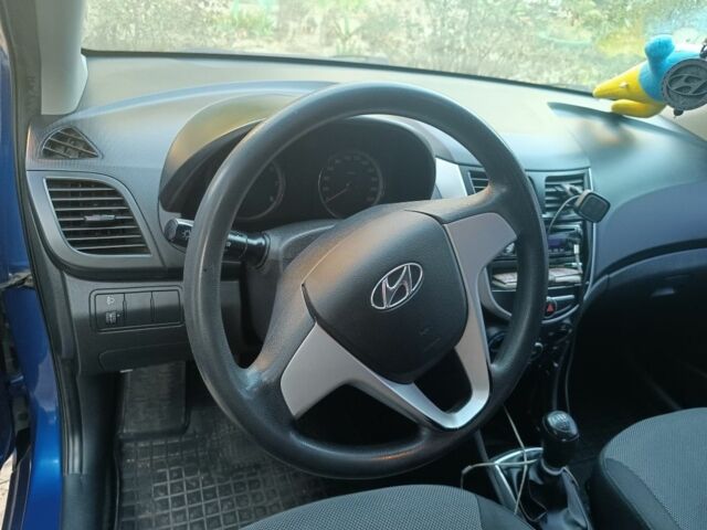 Синій Хендай Акцент, об'ємом двигуна 1.4 л та пробігом 107 тис. км за 6200 $, фото 9 на Automoto.ua