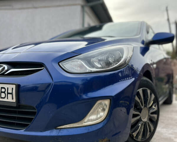 Синій Хендай Акцент, об'ємом двигуна 1.4 л та пробігом 259 тис. км за 7300 $, фото 11 на Automoto.ua
