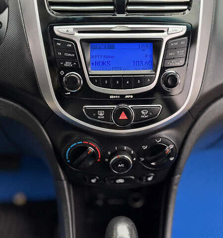 Синий Хендай Акцент, объемом двигателя 1.59 л и пробегом 265 тыс. км за 6950 $, фото 23 на Automoto.ua