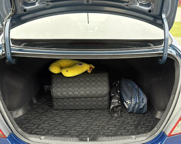 Синий Хендай Акцент, объемом двигателя 1.4 л и пробегом 148 тыс. км за 7500 $, фото 14 на Automoto.ua