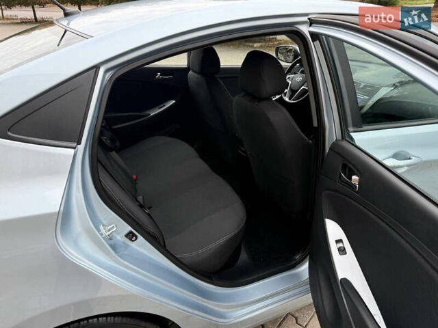 Синій Хендай Акцент, об'ємом двигуна 1.4 л та пробігом 49 тис. км за 8750 $, фото 37 на Automoto.ua