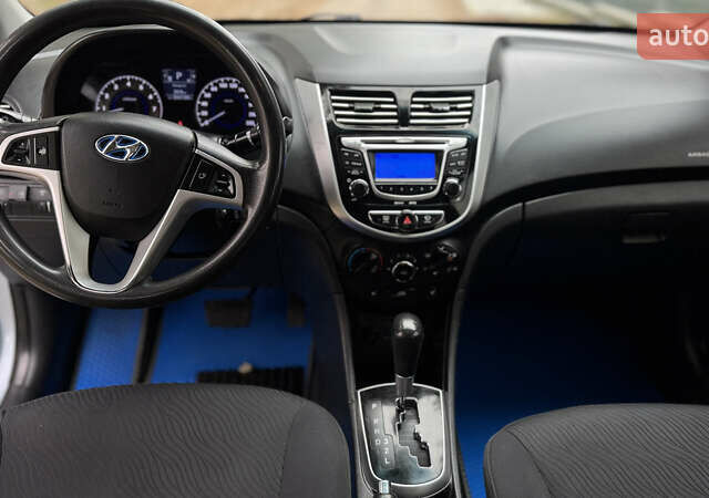 Синий Хендай Акцент, объемом двигателя 1.59 л и пробегом 265 тыс. км за 6950 $, фото 19 на Automoto.ua