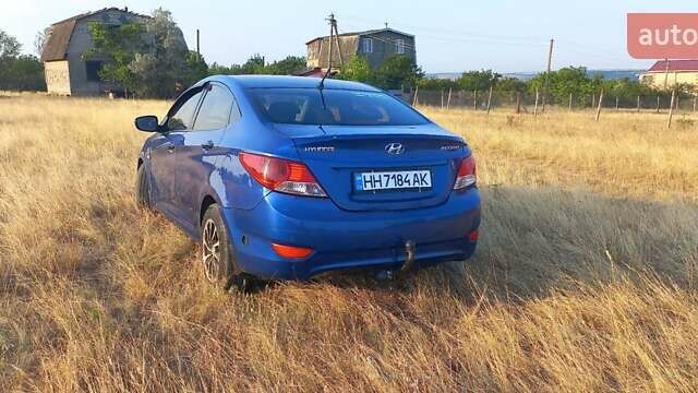 Синий Хендай Акцент, объемом двигателя 1.4 л и пробегом 215 тыс. км за 5900 $, фото 7 на Automoto.ua