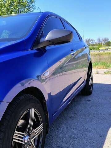 Синій Хендай Акцент, об'ємом двигуна 1.4 л та пробігом 170 тис. км за 7000 $, фото 6 на Automoto.ua