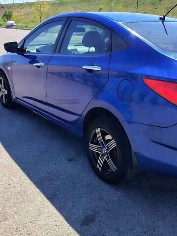 Синій Хендай Акцент, об'ємом двигуна 1.4 л та пробігом 170 тис. км за 7000 $, фото 1 на Automoto.ua