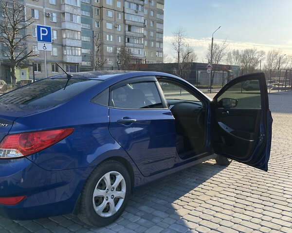 Синий Хендай Акцент, объемом двигателя 1.4 л и пробегом 141 тыс. км за 8100 $, фото 9 на Automoto.ua
