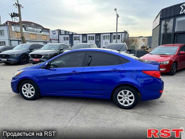 Синий Хендай Акцент, объемом двигателя 1.6 л и пробегом 21000 тыс. км за 8000 $, фото 7 на Automoto.ua