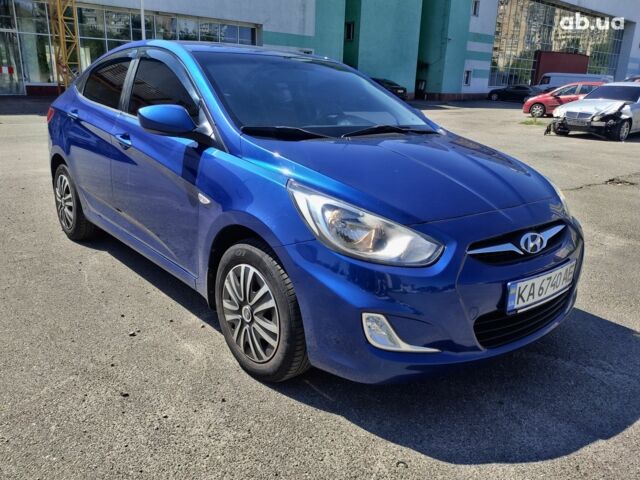 Синій Хендай Акцент, об'ємом двигуна 1.4 л та пробігом 143 тис. км за 9000 $, фото 6 на Automoto.ua
