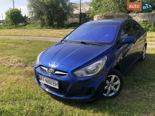 Синий Хендай Акцент, объемом двигателя 1.4 л и пробегом 161 тыс. км за 6100 $, фото 4 на Automoto.ua