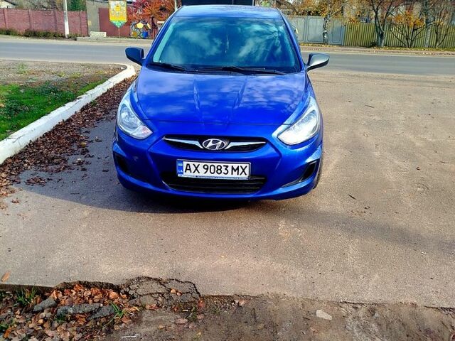Синий Хендай Акцент, объемом двигателя 1.4 л и пробегом 190 тыс. км за 6500 $, фото 2 на Automoto.ua