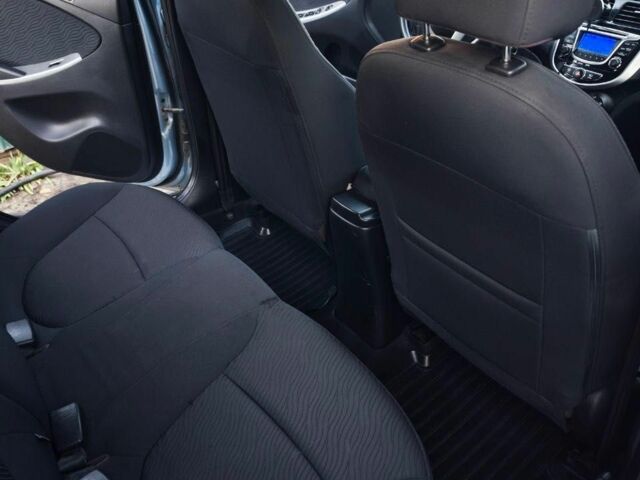 Синий Хендай Акцент, объемом двигателя 1.4 л и пробегом 160 тыс. км за 7500 $, фото 11 на Automoto.ua